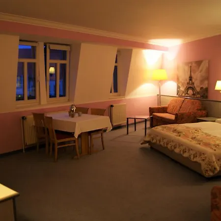 Bed & Kitchen Cityappartments Apartment Dresden